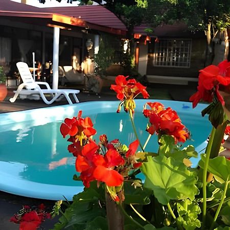 Cabanas Con Piscina En La Entrada De Obera Oberá Exterior foto